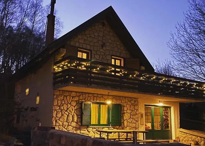 Sanmari_forest * Ledenice